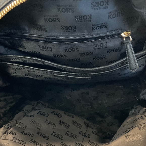 MICHEAL KORS Black Large Leather Backpack - Picture 11 of 13